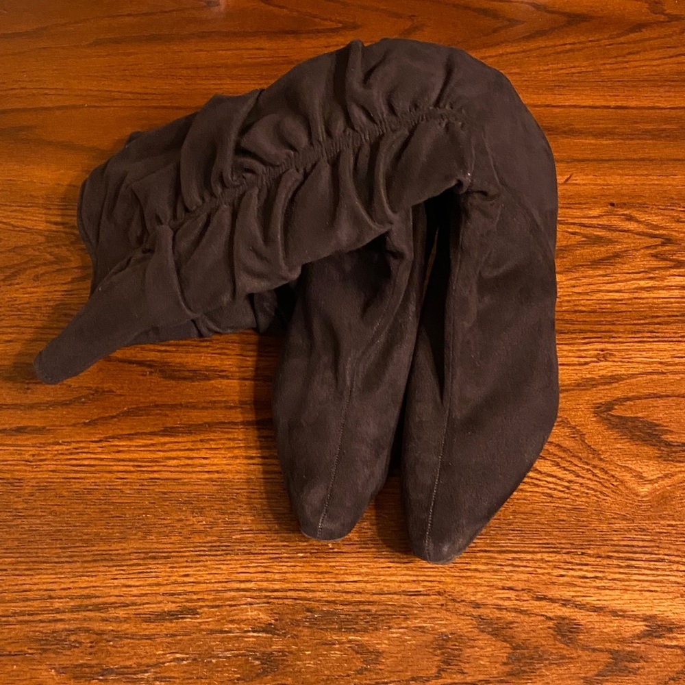 Apostrophe Black Slouchy Boots 9.5M
